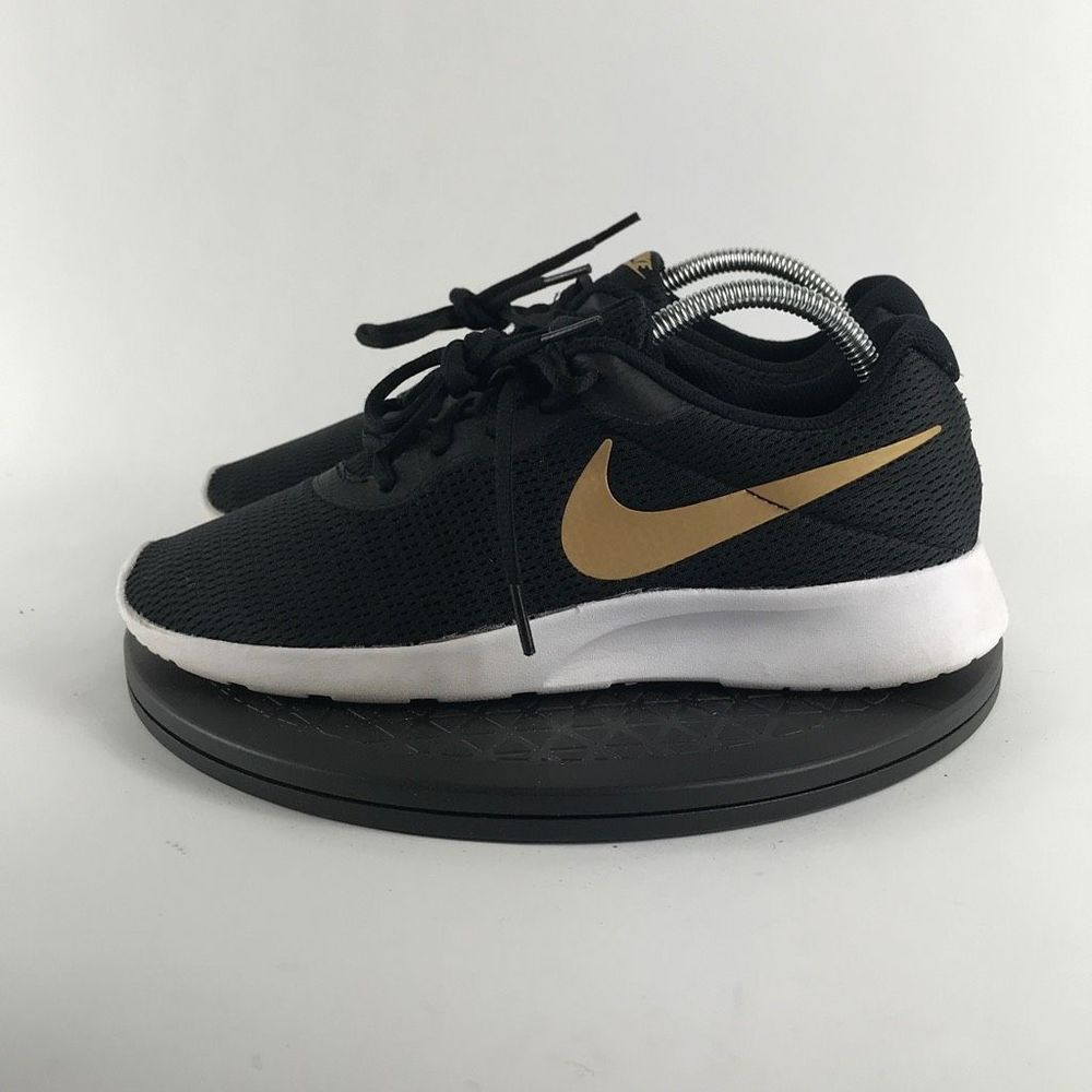Nike Tanjun Black/Gold Athletic Running Shoes AQ7154-001 Men’s Size 8.5 - Picture 7 of 11